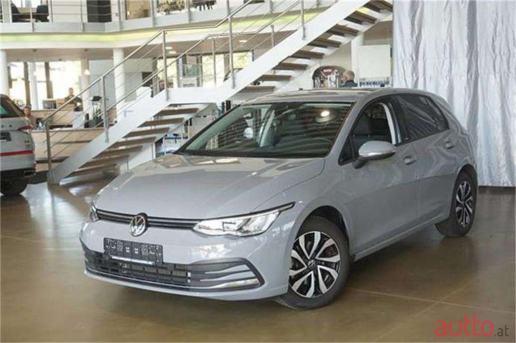 2021' Volkswagen Golf photo #1