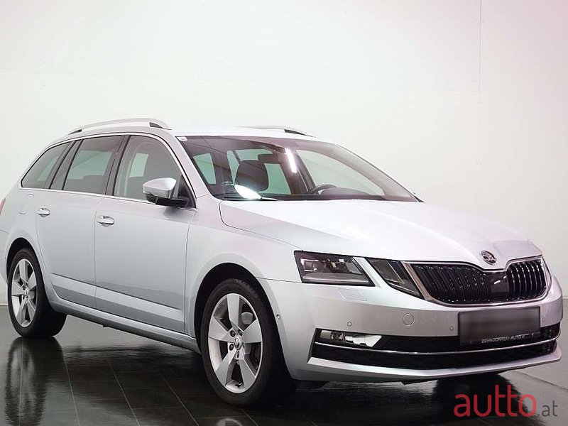 2019' Skoda Octavia photo #2