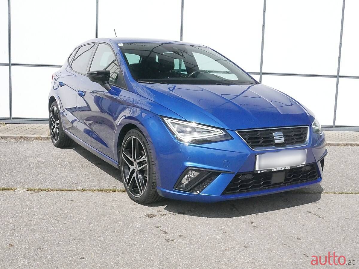 2022' SEAT Ibiza photo #4