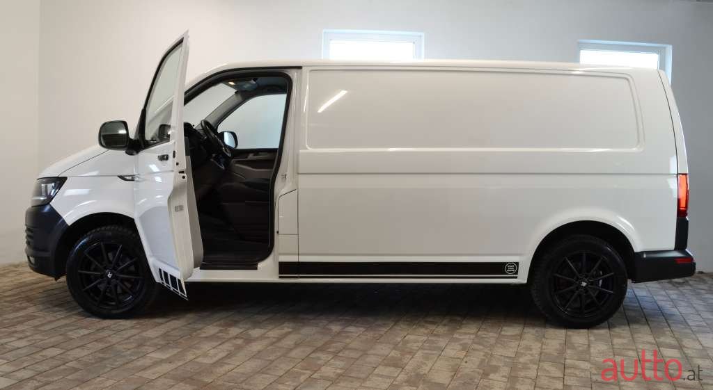 2017' Volkswagen T6 photo #5