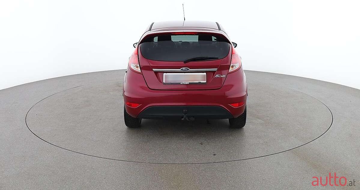 2015' Ford Fiesta photo #4