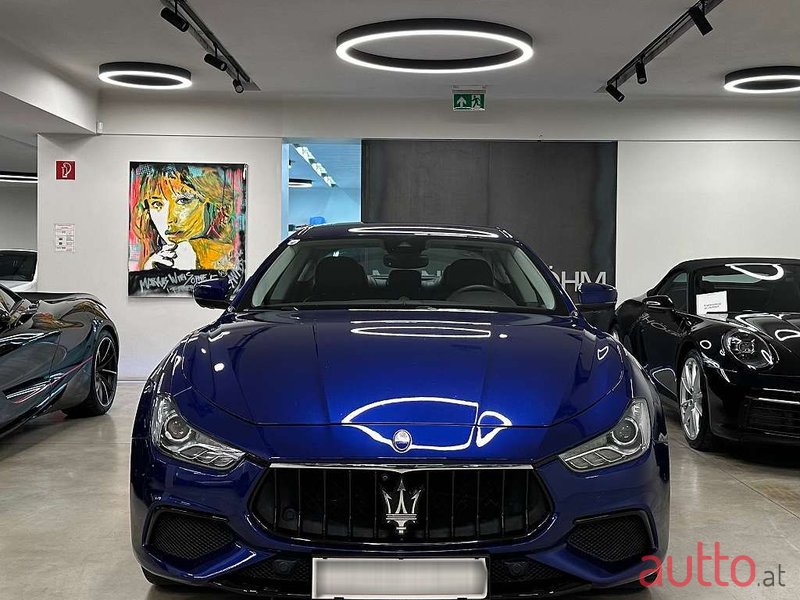 2018' Maserati Ghibli photo #3