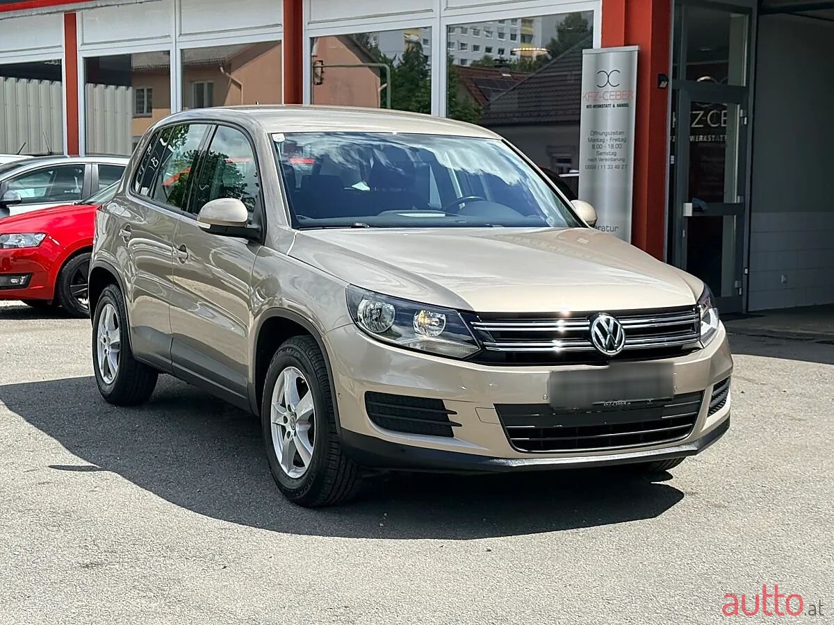 2014' Volkswagen Tiguan photo #3