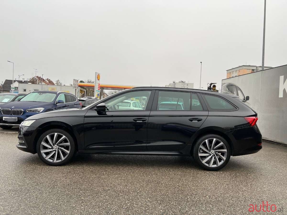 2022' Skoda Octavia photo #6