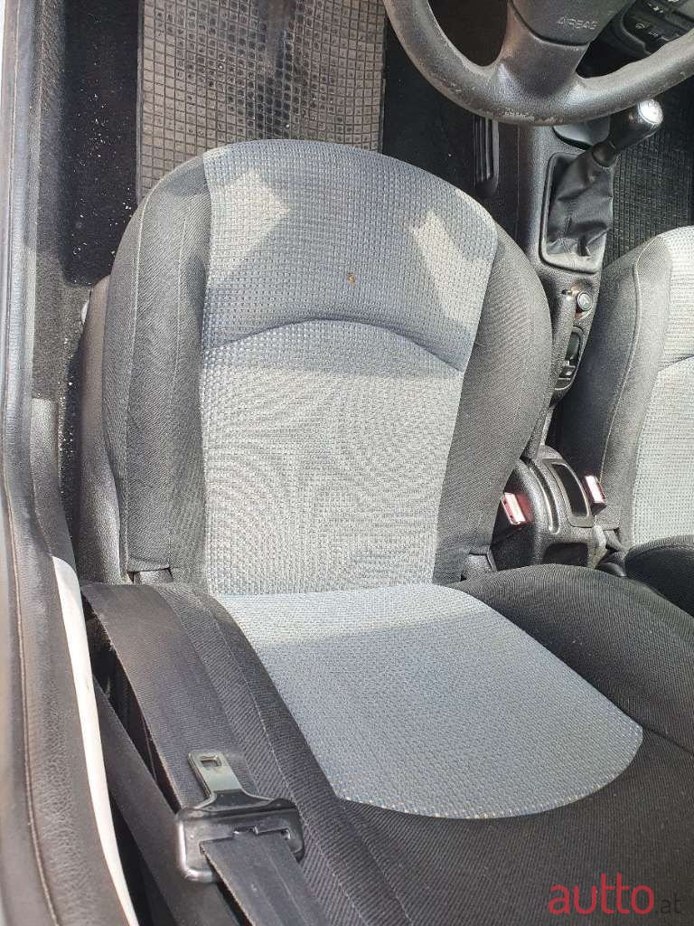 2005' Peugeot 206 photo #6