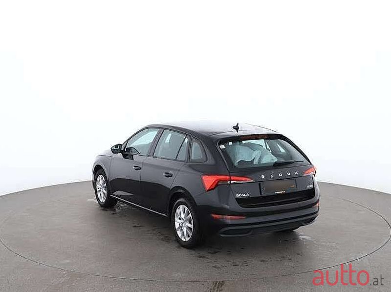 2020' Skoda Scala photo #4