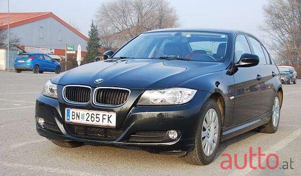 2011' BMW 3Er-Reihe photo #2