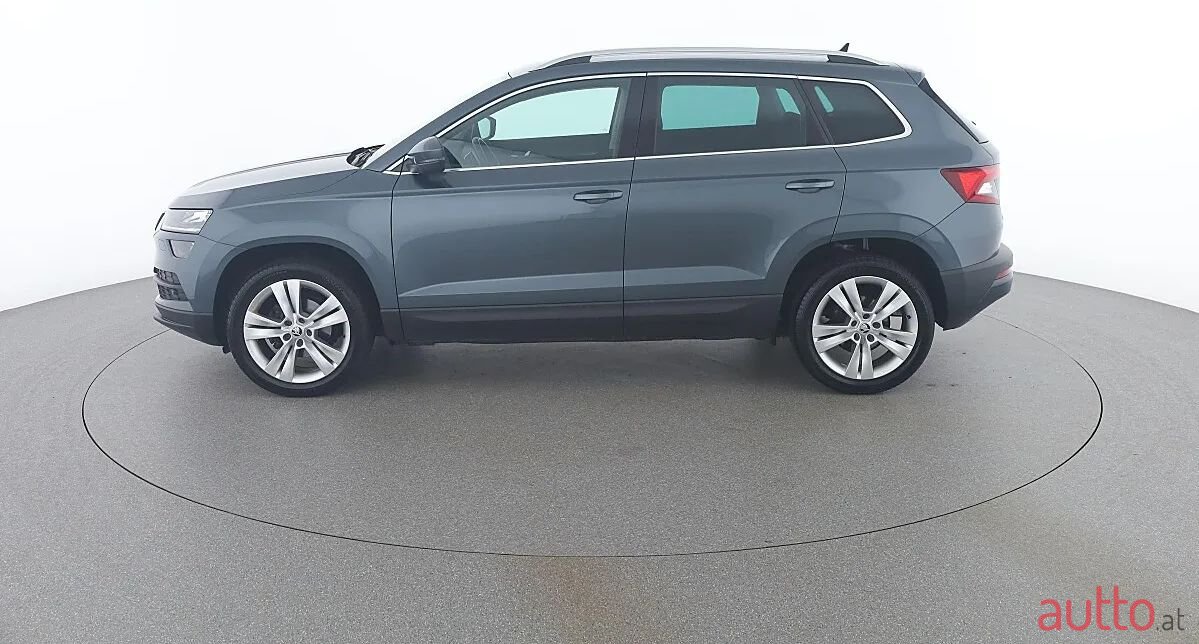 2021' Skoda Karoq photo #2