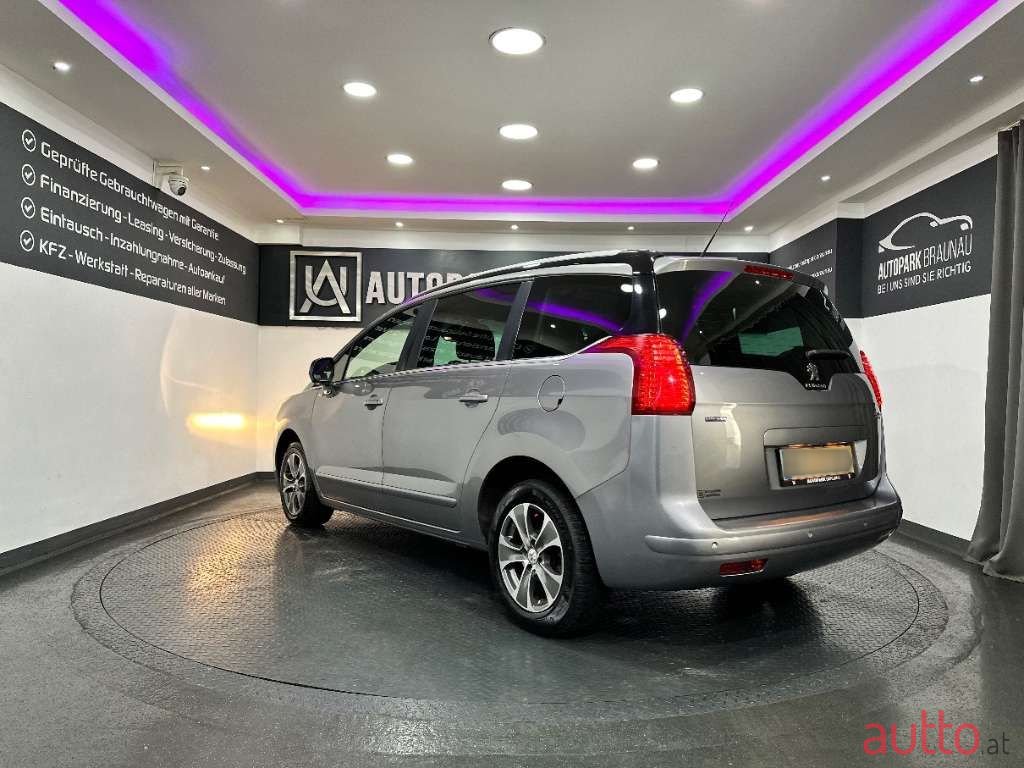 2016' Peugeot 5008 photo #4