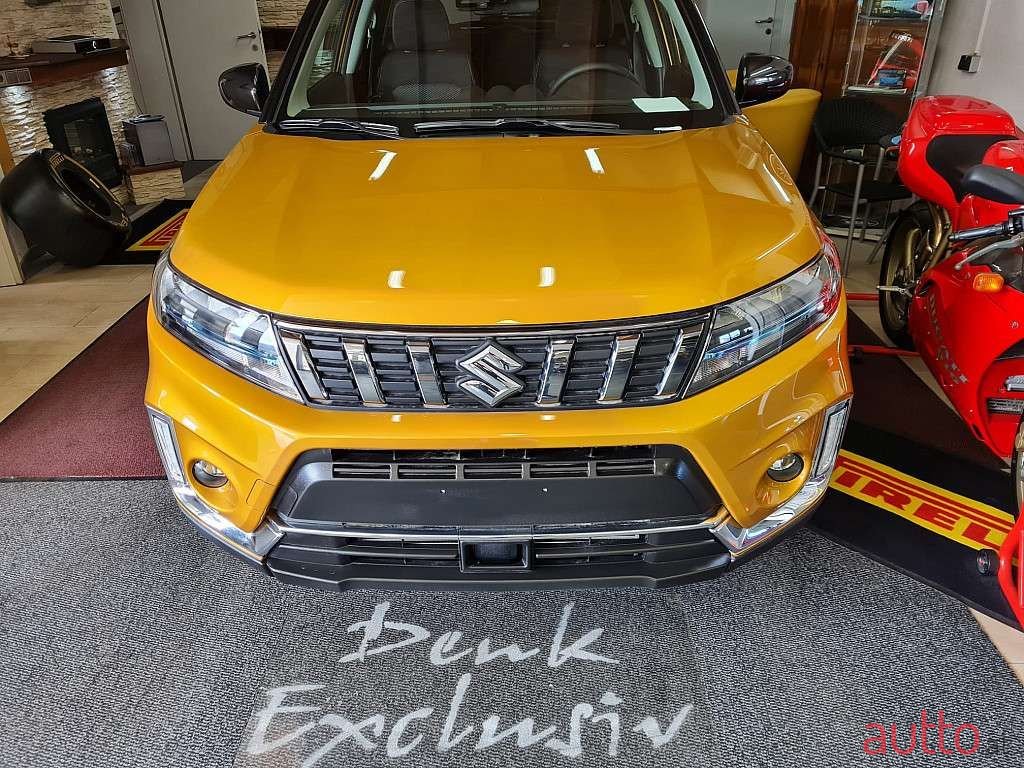 2024' Suzuki Vitara photo #1