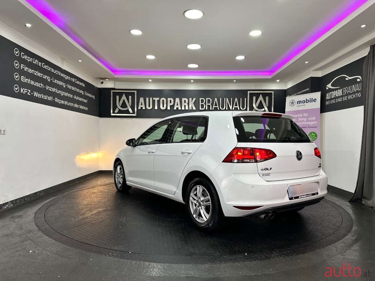 2013' Volkswagen Golf photo #4