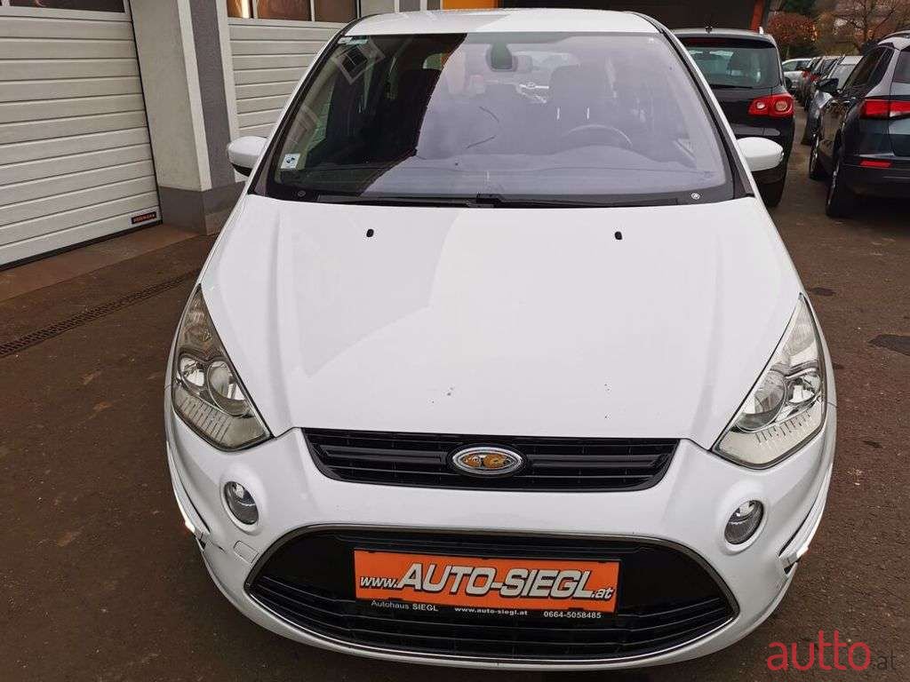 2012' Ford S-Max photo #2