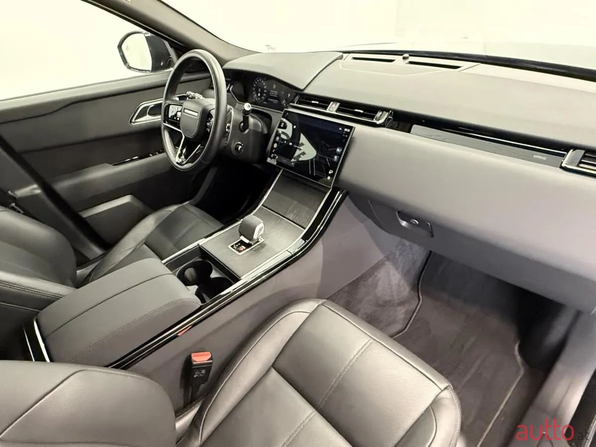 2024' Land Rover Range Rover Velar photo #5