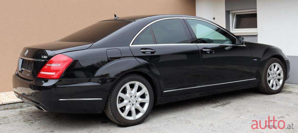 2009' Mercedes-Benz S-Klasse photo #3