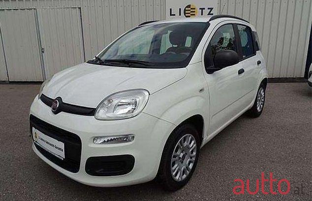 2014' Fiat Panda photo #3