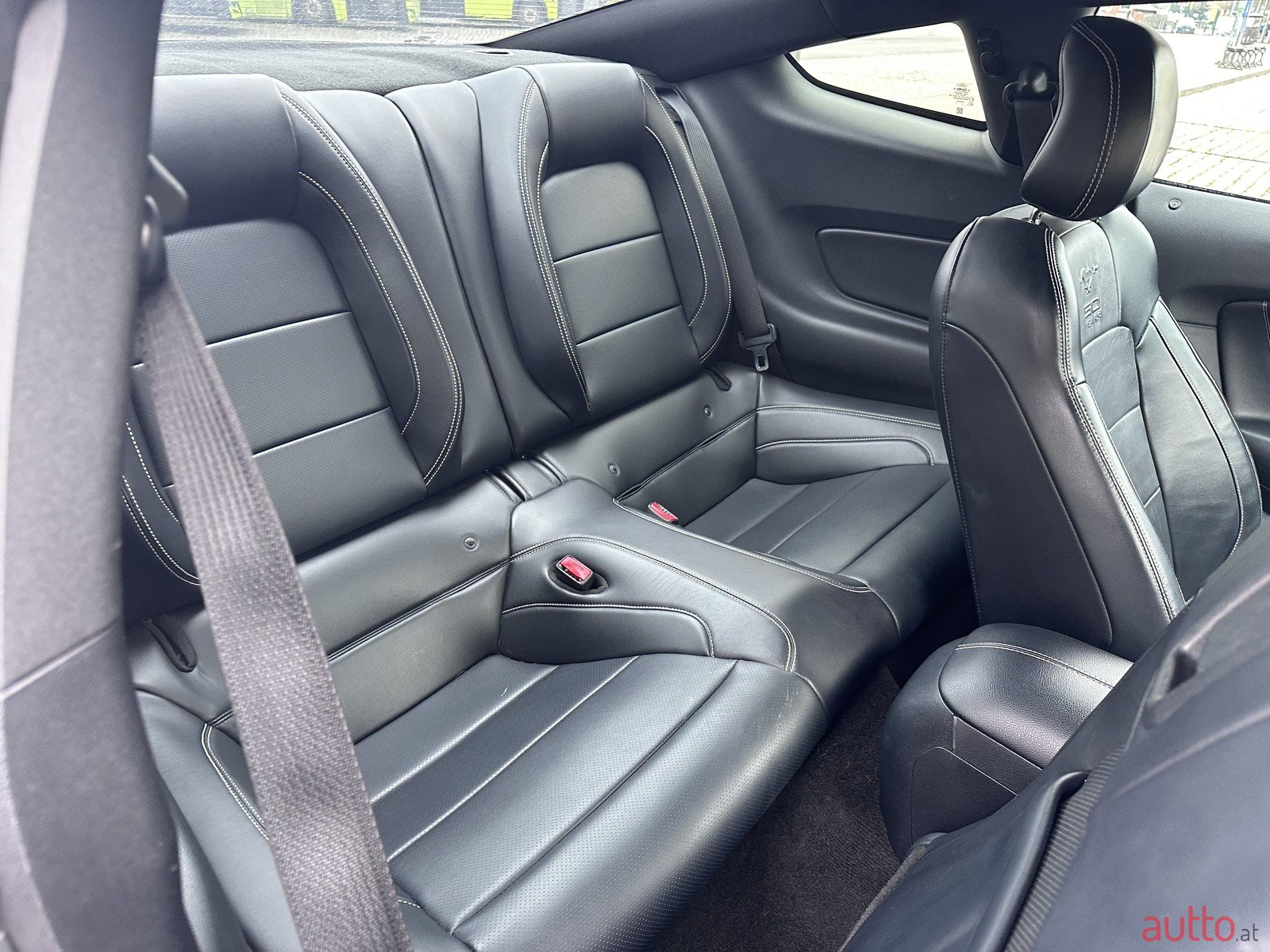 2015' Ford Mustang GT photo #7