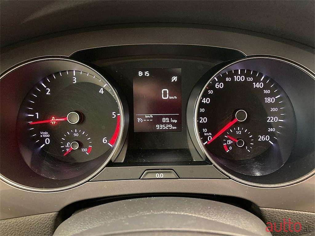 2014' Volkswagen Golf photo #4