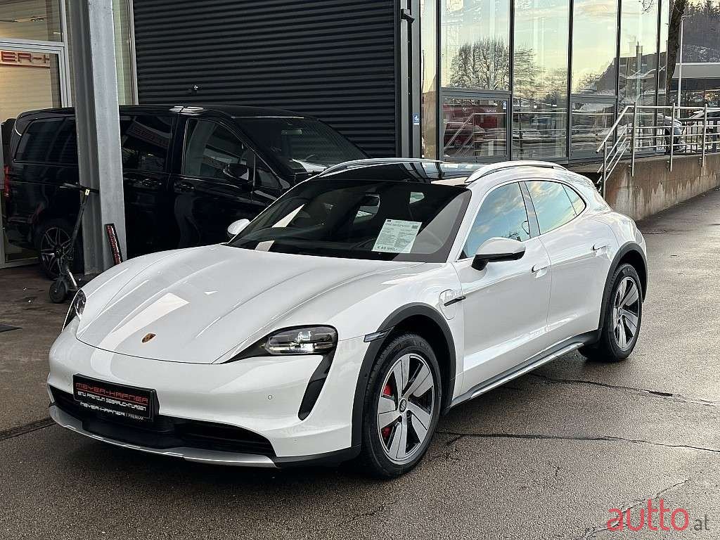 2022' Porsche Taycan photo #1