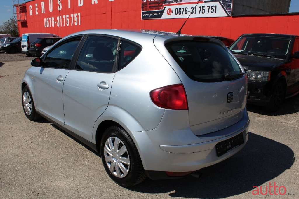 2005' SEAT Altea photo #5