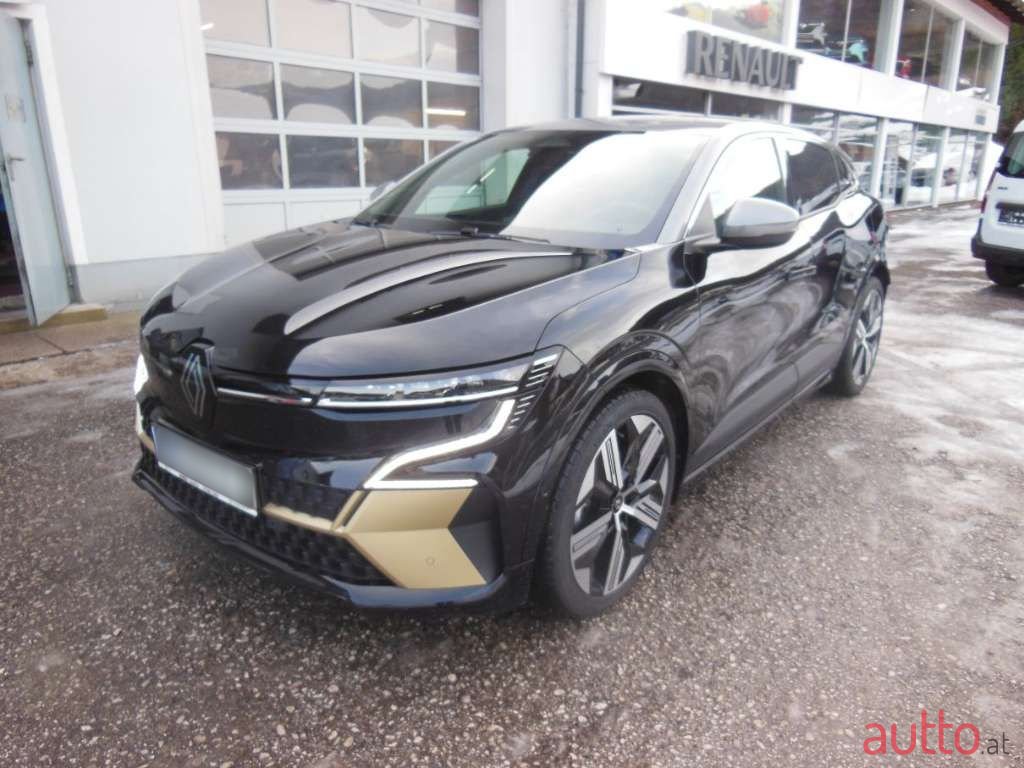 2023' Renault Megane photo #3