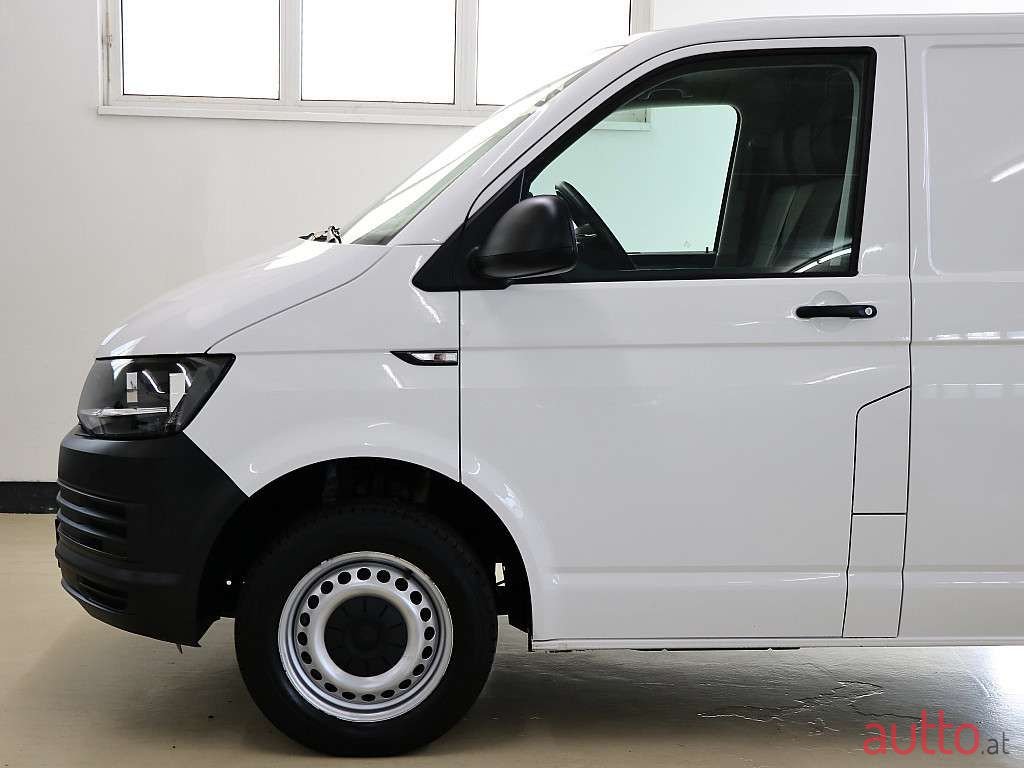 2020' Volkswagen T6 photo #6