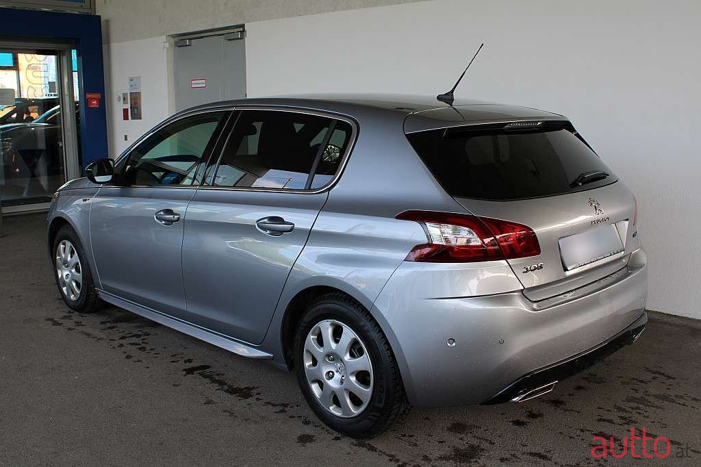 2020' Peugeot 308 photo #4