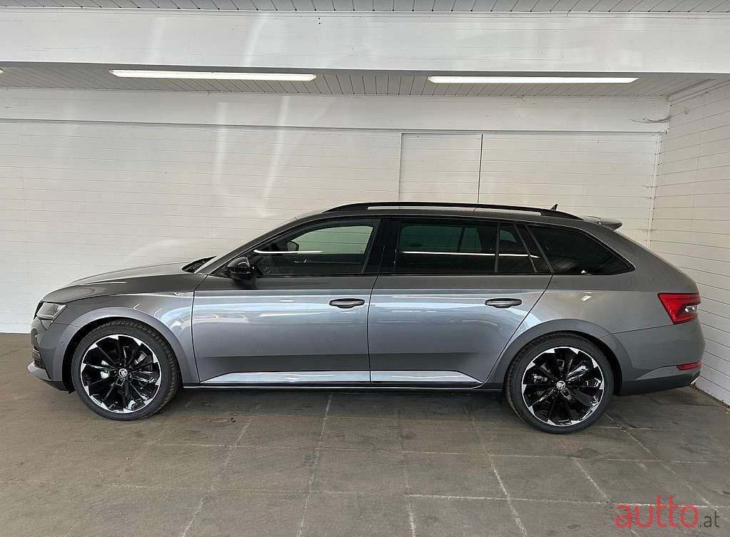 2023' Skoda Superb photo #3