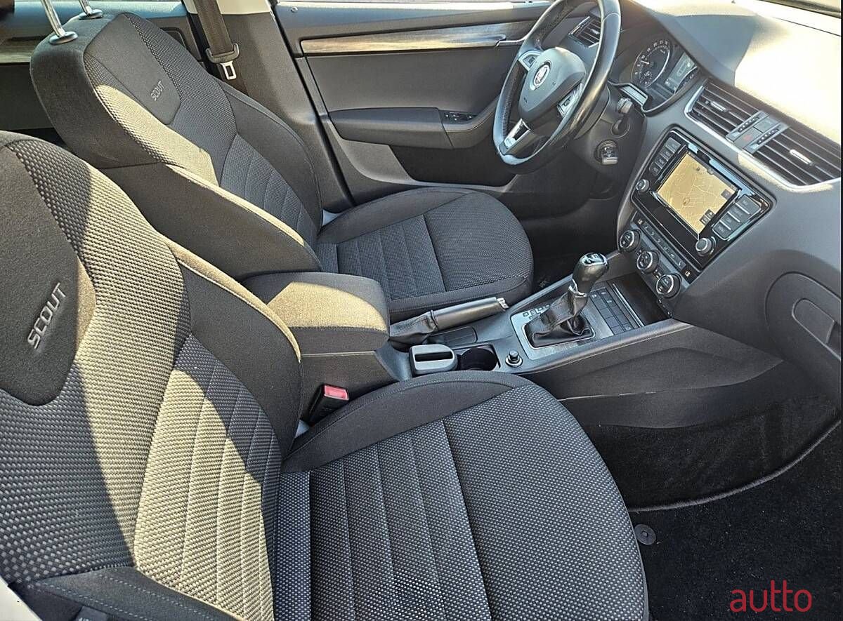 2015' Skoda Octavia photo #6
