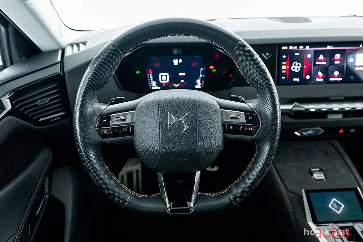 2024' DS Automobiles DS 4 photo #6