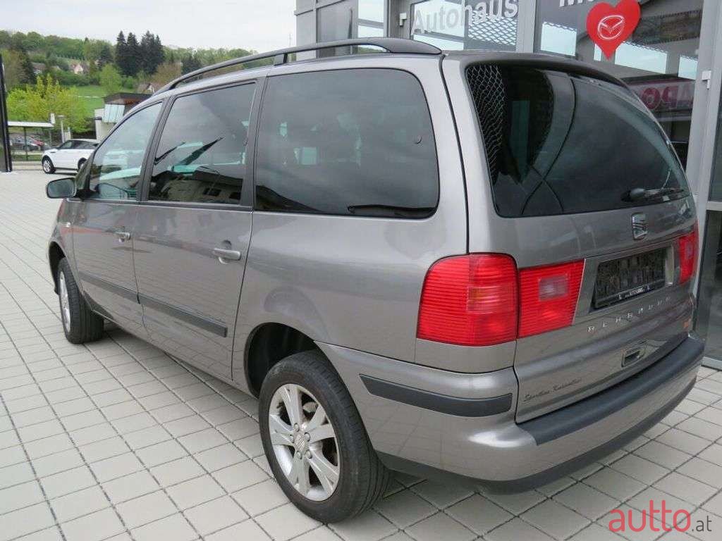 2008' SEAT Alhambra photo #6