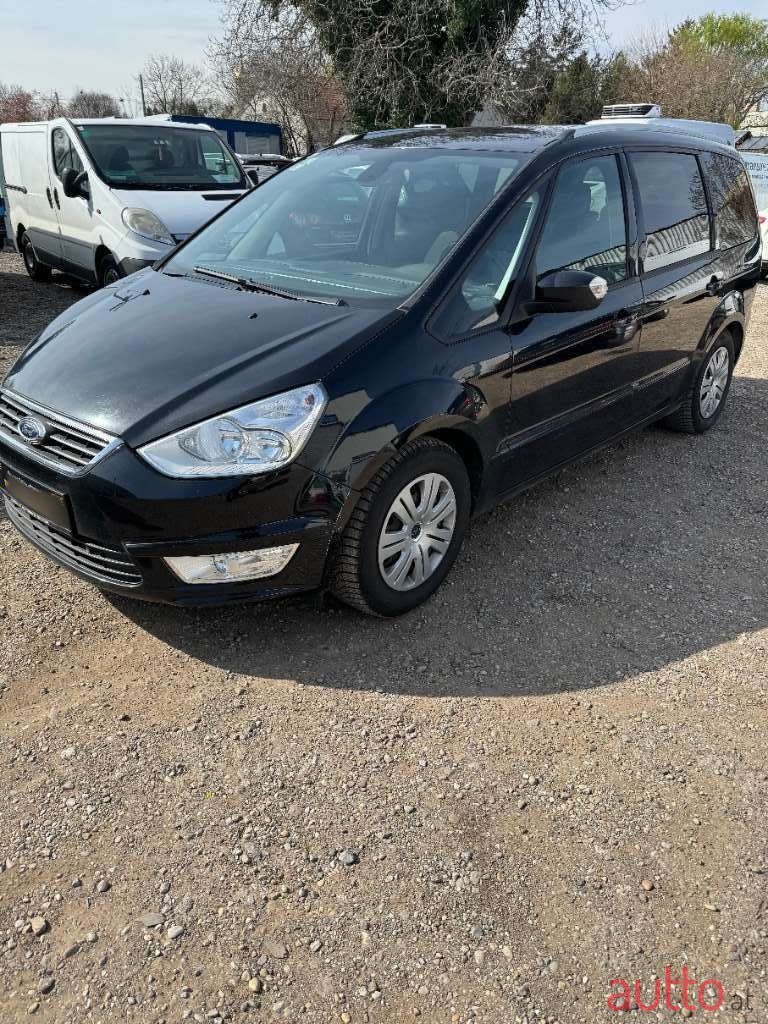 2013' Ford Galaxy photo #3