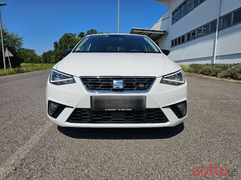 2018' SEAT Ibiza photo #2