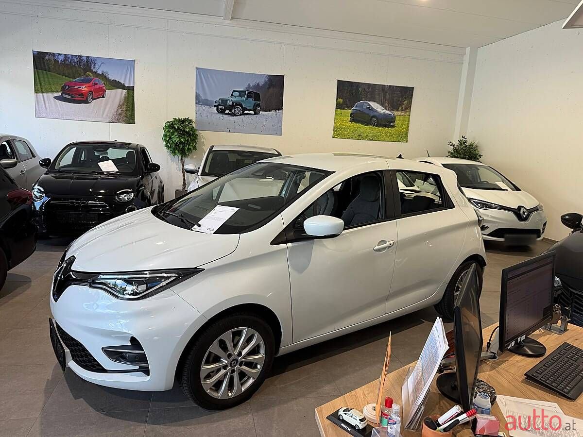2020' Renault Zoe photo #2