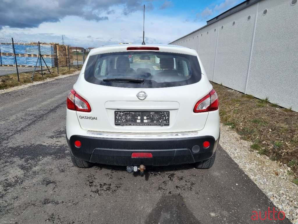 2013' Nissan Qashqai photo #4