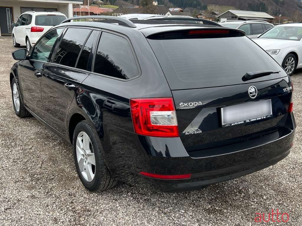 2018' Skoda Octavia photo #5