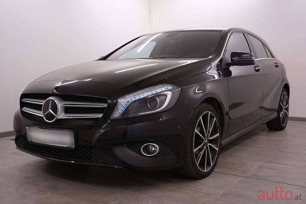 2013' Mercedes-Benz A-Klasse photo #3