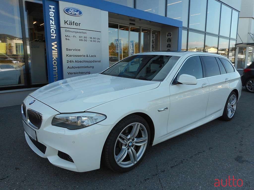 2011' BMW 5Er-Reihe photo #1