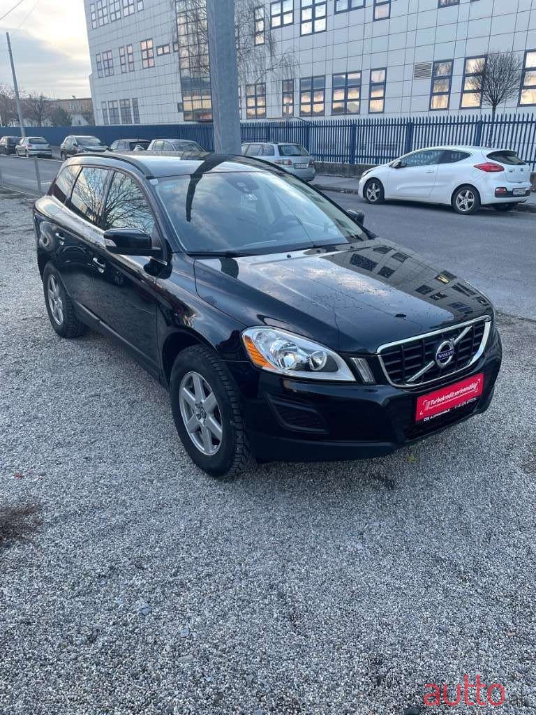 2011' Volvo XC60 photo #3