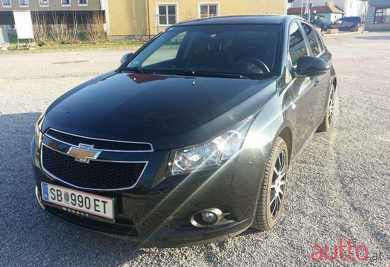 2011' Chevrolet Cruze photo #1