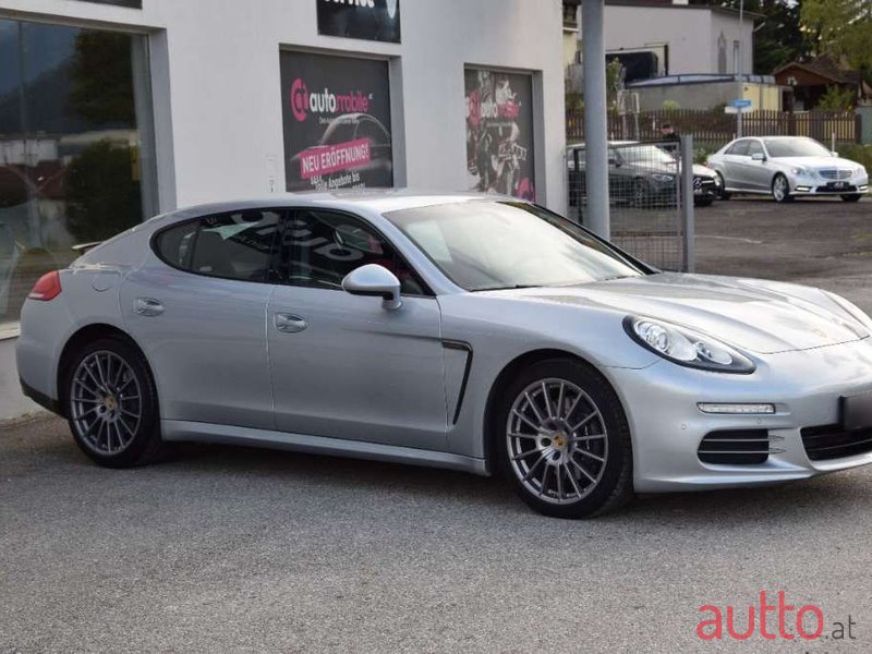 2013' Porsche Panamera photo #5