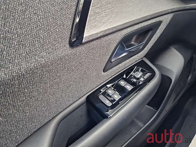 2023' Citroen C5 X photo #2