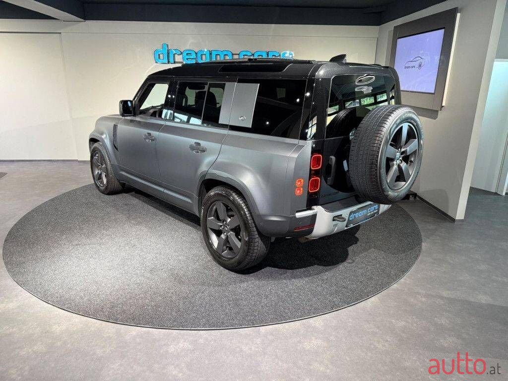 2021' Land Rover Defender photo #4