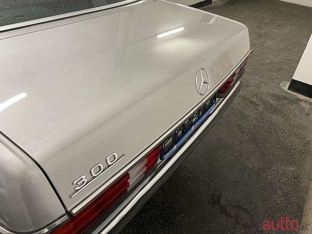 1980' Mercedes-Benz E-Klasse photo #6
