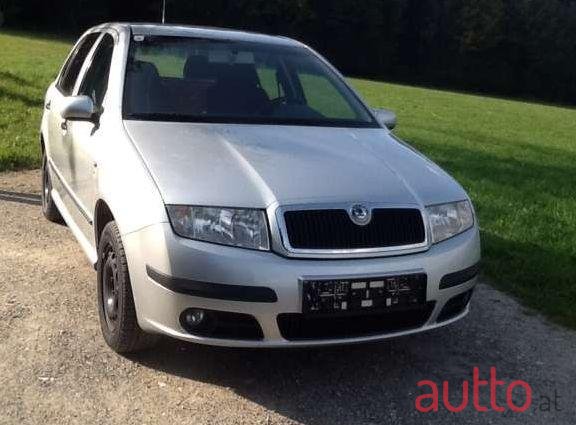 2005' Skoda Fabia photo #2