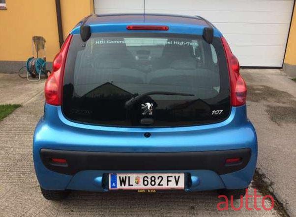 2006' Peugeot 107 photo #4