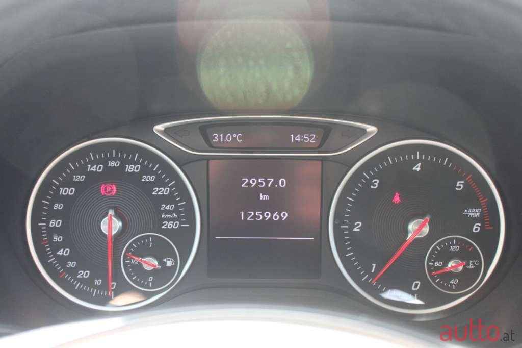 2017' Mercedes-Benz B-Klasse photo #4