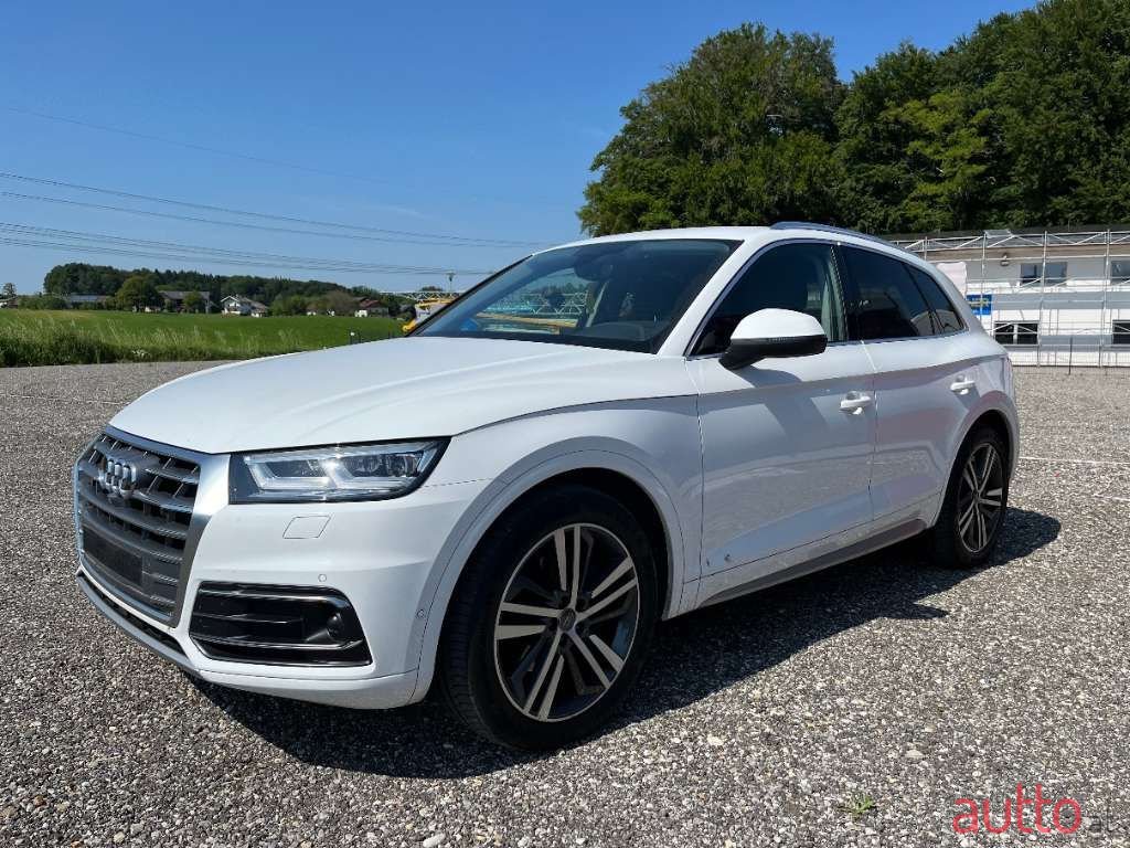 2017' Audi Q5 photo #2