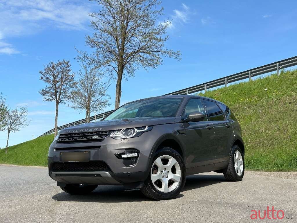 2015' Land Rover Discovery Sport photo #5
