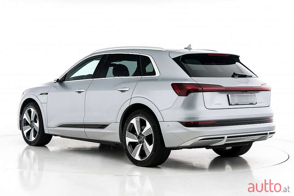 2020' Audi e-tron photo #4