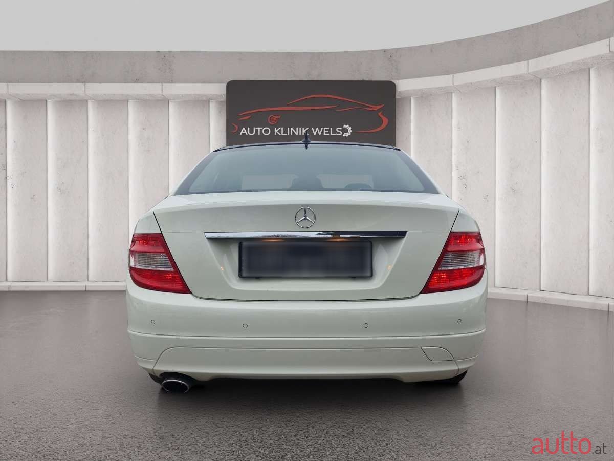 2010' Mercedes-Benz C-Klasse photo #4